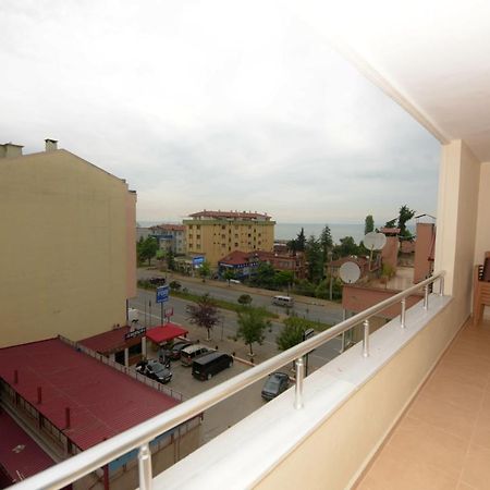 Simali Apart Akcaabat Екстериор снимка